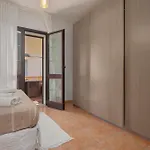 Διαμέρισμα Carmen House *
