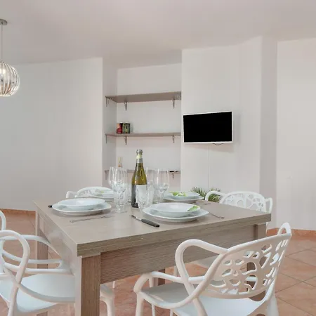 Carmen House Apartment *