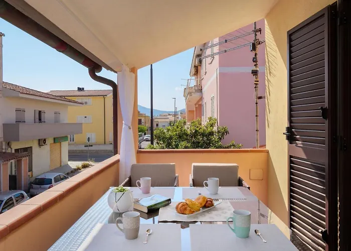 Carmen House Apartment Olbia